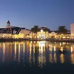 The Boardwalk Hotel, Convention Centre & Spa 